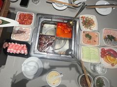 -海底捞火锅(高新万达店)
