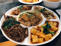 小吃五拼-令氏家外家岐山面(火炬路店)