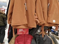 -优衣库(上海金桥国际商业广场店)