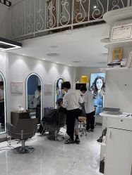 -明洞造型精品烫染