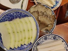 -沸炉重庆老火锅(军事博物馆店)