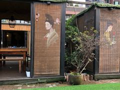 -冰冰龙虾·江湖菜·花园江景餐厅