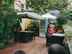 户外桌椅-豆蔻电影主题餐厅(四牌楼店)