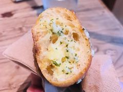 -沁屋面包店(人民东路店)