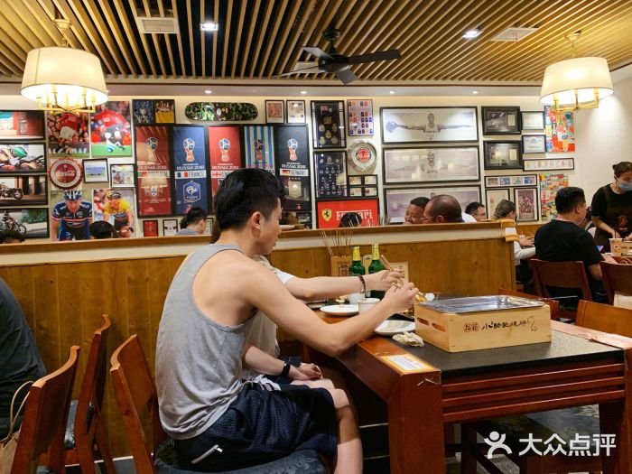 福苗小骆驼烧烤(曲江店)大堂图片