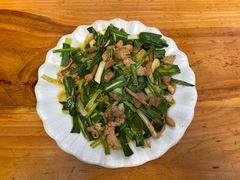 蒜苗炒肉-腾冲国萍农家乐