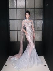 点击看大图 -Renee芮亦婚纱