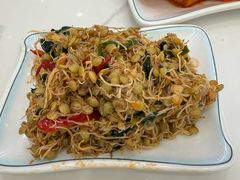 -伊穆祥牛肉面总店·清真
