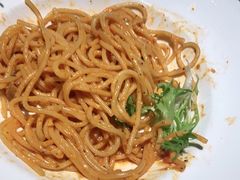 火腿鲜虾鲜茄芝麻意面-菲滋意式休闲餐厅(北仑银泰城店)