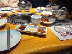 -唯成•韩国炭火烤肉 유성고기