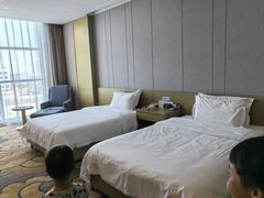 -兴芮温泉度假区