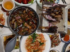 -手抄板凳江南菜(湖滨商业街店)