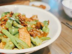 -富正毅三下锅·湘西韵味(天门山索道店)