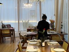 -Mark&Mars Restaurant