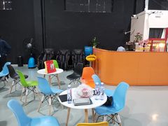 -嘿哟动霸CHUA·新潮玩运动娱乐中心·蹦床滑冰团建乐园