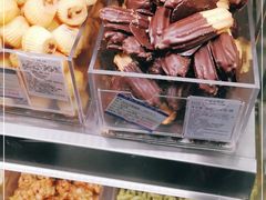 -上海哈尔滨食品厂(汇联商厦店)