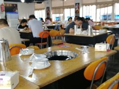 大堂-皖北巫氏三胖地锅鸡(长淮总店)