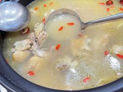 -菌之家·专业纯野生菌火锅·特色炒菌