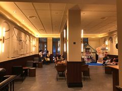 -瑞幸咖啡(江汉路中山大道店)
