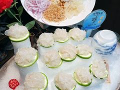 -得意咚瓜·顺德鱼生·冬瓜火锅(深圳首店)