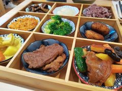 -轻蔬不用等·素食(江苏路店)