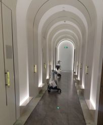 -AURAS璈然科技护肤中心