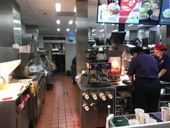 -麦当劳(军博店)