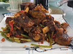 -撒拉人家.酸菜牦牛肉火锅