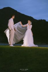 点击看大图 -挪娅婚纱摄影皇家会所