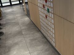 -麦当劳(百联西郊购物中心店)