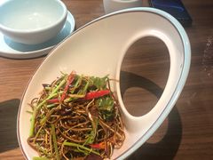 -有红鸡毛店·川菜(建设路店)