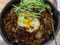 铁板辣味炸酱面-炒码先生·韩餐炸鸡披萨(西塔店)