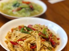 火腿炒农家豆腐皮-辣公子·千岛湖私房菜(滨江店)