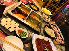 -月满大江火锅(总府路店)