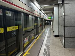 -常熟路(地铁站)