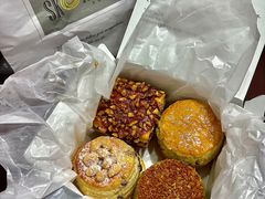 -SKROLL卡特司库·蛋糕定制·生吐司·司康(古北程家桥店)