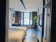 -万泊酒店(长沙五一广场国金中心店)