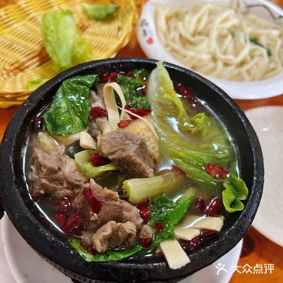 武陟虹兴砂锅(新五街店)