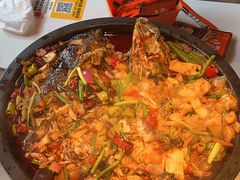 -鸣记脆皮烤鱼·海鲜烤鱼(三八广场店)