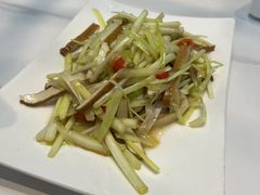 -苏湘小馆·不做预制菜(青年公社店)