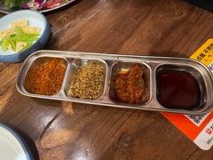 -明洞阿姨·韩式酱蟹烤肉·创意料理(三元桥店)