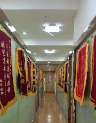 -苗医生专业祛痘·皮肤管理