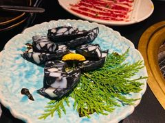 -山川小町·极番烧肉(新地假日广场店)