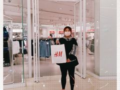 -H&M(华润万象城店)
