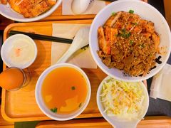 -熊吞·大碗丼烧肉饭(济宁万达广场店)