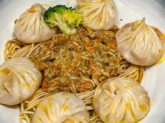 -馋三尺蟹粉小笼(人民广场店)