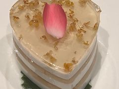 -玥轩YUE HIN(IFS国际金融中心店)