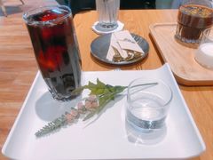 -ZING COFFEE 镜咖啡