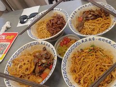 -梅溪·小伙子干挑面(安吉总店)