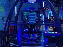 -世代星球·保龄球·镭战真人CS·团建(杨浦店)